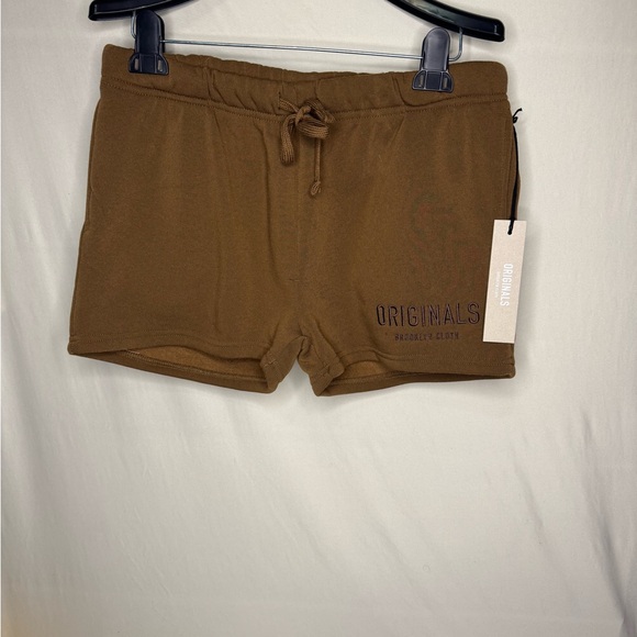 Brooklyn Cloth Brown Athletic Shorts with Versatile Design - Picture 1 of 4
